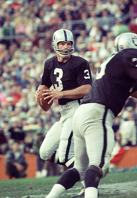 Wall Art - Photograph - Daryle Lamonica Drops Back by Retro Images Archive