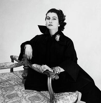 Wall Art - Photograph - Donna Simonetta Colonna Di Cesaro Wearing A Silk by Clifford Coffin