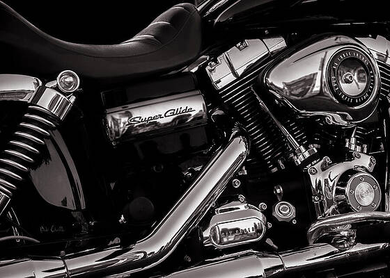 Wall Art - Photograph - Dyna Super Glide Custom by Bob Orsillo