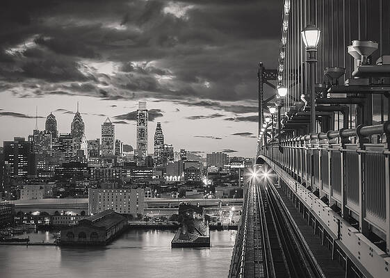 Eastbound Encounter in black and white by Eduard Moldoveanu Eastbound Encounter in black and white by Eduard Moldoveanu