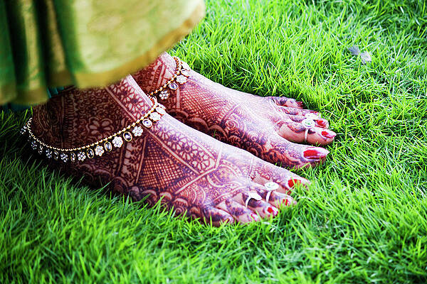 18 Gorgeous Toe Ring Designs For Brides That You Should Bookmark ASAP! |  WeddingBazaar