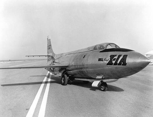 Wall Art - Photograph - First Supersonic Aircraft, Bell X-1 by Science Source