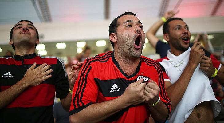 Wall Art - Photograph - Flamengo V Palmeiras - Brasileirao by Mario Tama