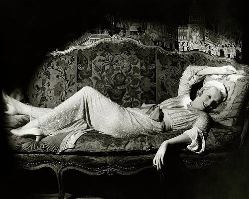 Wall Art - Photograph - Frances Willams Lying On A Couch by Cecil Beaton