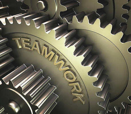 Wall Art - Photograph - Gears With The Word 'teamwork' by Science Photo Library