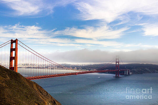 Golden Gate Bridge by Leslie Wells Golden Gate Bridge by Leslie Wells