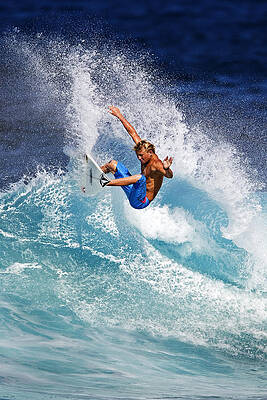 Gouging The Wave C6J0694 by David Orias Gouging The Wave C6J0694 by David Orias