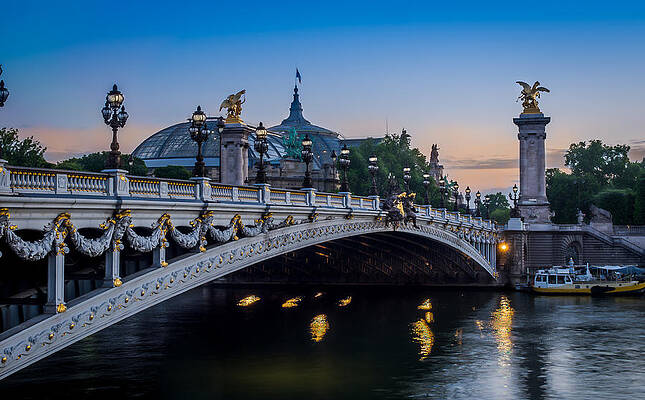 Wall Art - Photograph - Grand Palais by Mark Llewellyn