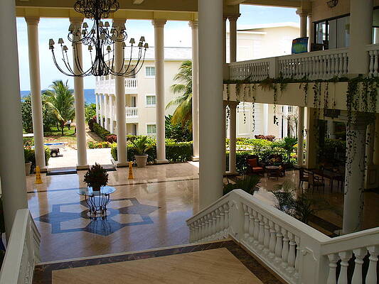 Grand Palladium 8 by LeeAnn Alexander Grand Palladium 8 by LeeAnn Alexander