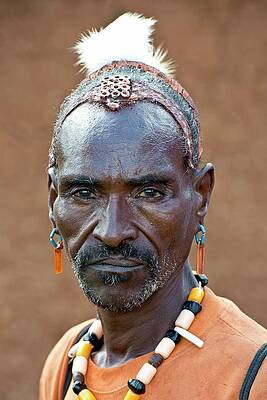 Wall Art - Photograph - Hamar Man With Headdress Showing Status by Science Photo Library