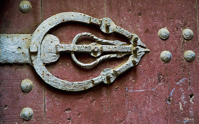 Hand of Fatima door hinge by Christopher Byrd Hand of Fatima door hinge by Christopher Byrd