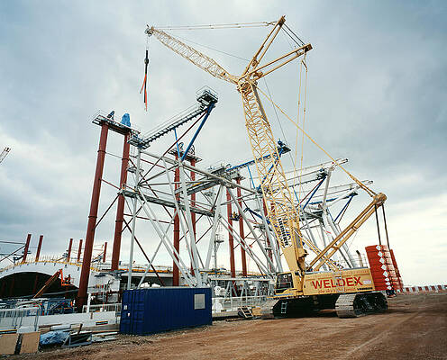 Wall Art - Photograph - Heathrow Airport Terminal 5 Construction by Science Photo Library