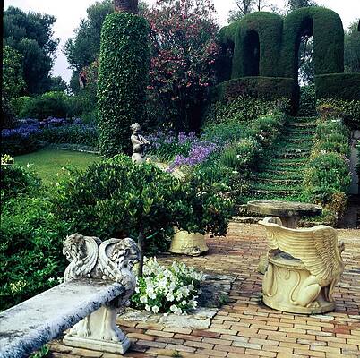 Wall Art - Photograph - Helene Rochas' Garden by Horst P. Horst