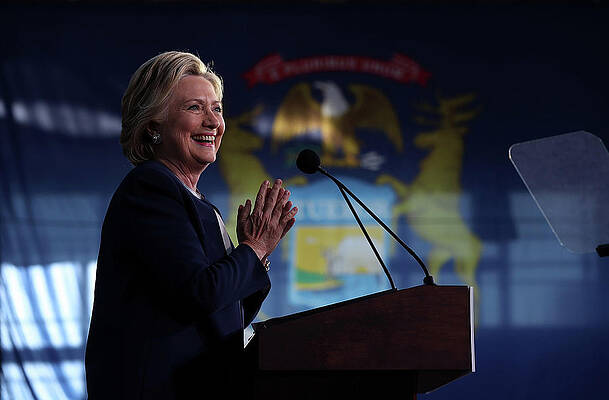 Wall Art - Photograph - Hillary Clinton Campaigns In Key Swing by Justin Sullivan