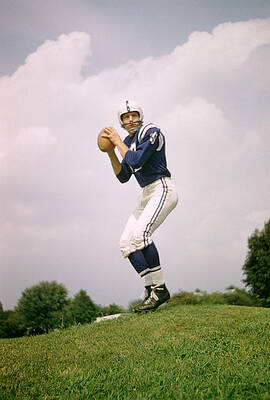 Wall Art - Photograph - Johnny Unitas Set To Throw by Retro Images Archive