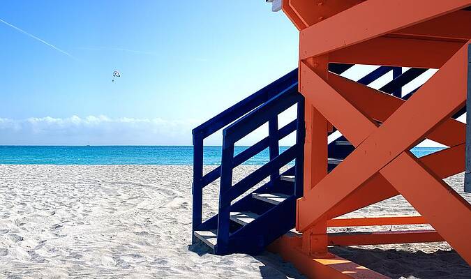 Art Deco 12th Street Lifeguard Station - South Beach Photograph by  Chrystyne Novack - Fine Art America