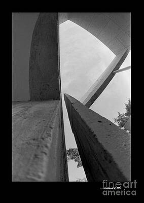 KCMObldg1 by Jonathan Fine KCMObldg1 by Jonathan Fine
