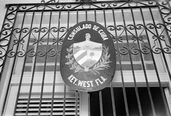 Wall Art - Photograph - Key West Cuban Consulate by Granger