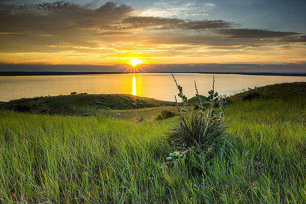 Wall Art - Photograph - Lake Oahe Sunset by Aaron J Groen
