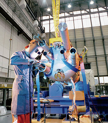 Wall Art - Photograph - Lhc Particle Accelerator Magnet Assembly by Science Photo Library