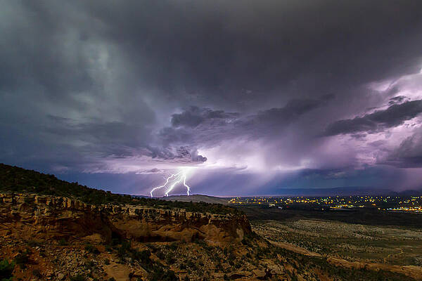 Wall Art - Photograph - Lightning 32 by Jeff Stoddart