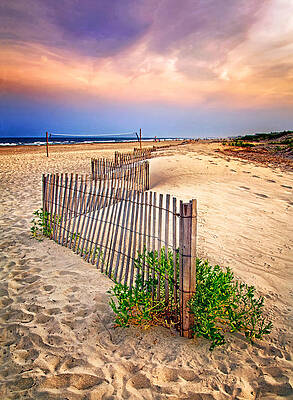 Looking down the beach by Carolyn Derstine Looking down the beach by Carolyn Derstine