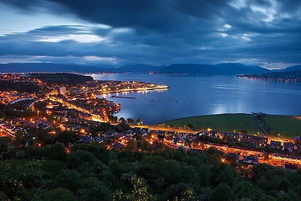 Lyle Hill by Stephen Taylor Lyle Hill by Stephen Taylor