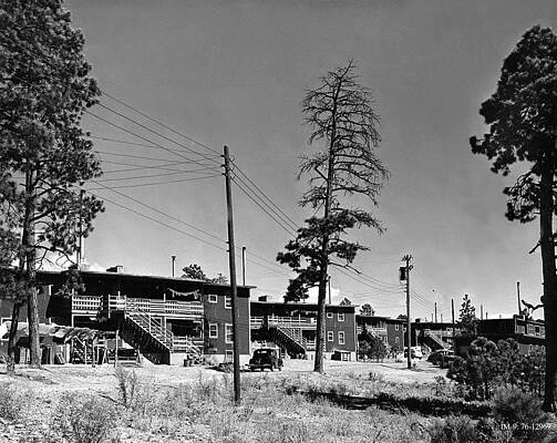 Wall Art - Photograph - Manhattan Project, Sundt Apartments by Science Source