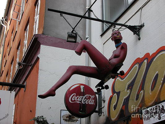 Wall Art - Photograph - Mannequin on Skateboard by Jim Goodman