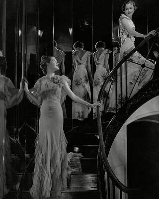 Wall Art - Photograph - Mary Taylor And Anne Whitehead On A Staircase by Edward Steichen