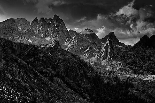 Wall Art - Photograph - Minarets From Nancy Pass, Afternoon by Peter Essick