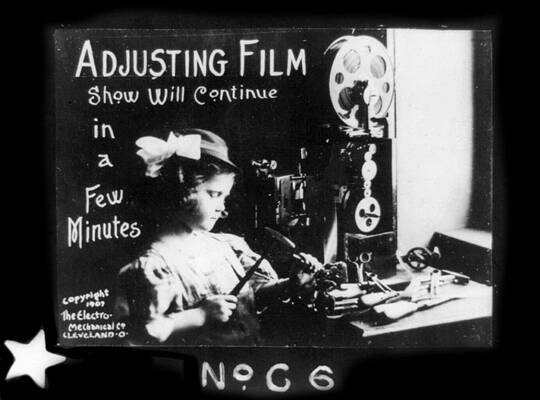 Wall Art - Photograph - Motion Picture Announcement, 1907 by Science Source