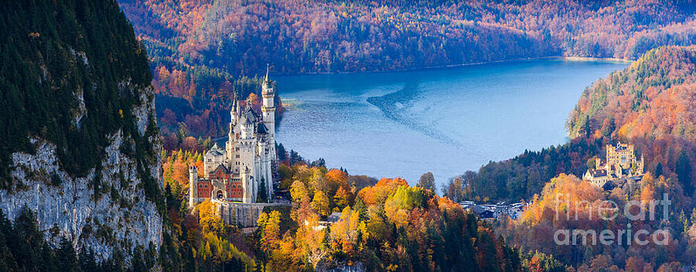 Neuschwanstein and Hohenschwangau Castle in Autumn Colours by Henk Meijer Photography Neuschwanstein and Hohenschwangau Castle in Autumn Colours by Henk Meijer Photography