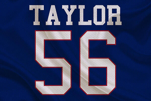 Lawrence Taylor New York Giants Pixel Art 4 T-Shirt by Joe Hamilton - Pixels