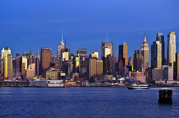 Wall Art - Photograph - NY Skyline at Twilight by Mitchell R Grosky