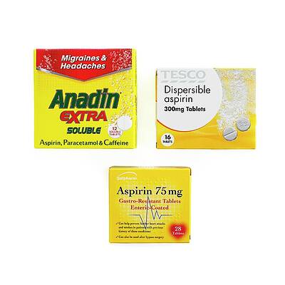 Wall Art - Photograph - Packets Of Aspirin by Science Photo Library