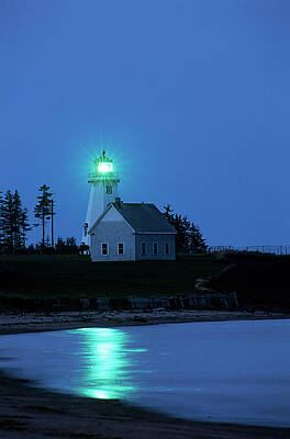 Wall Art - Photograph - Panmure Island Lighthouse by Science Photo Library