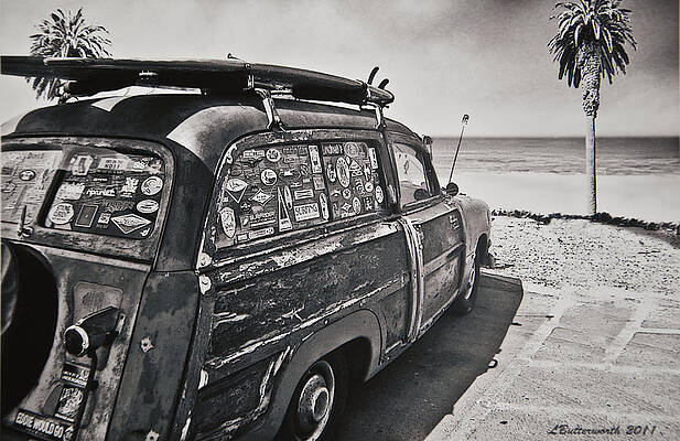 PARADISE BEACH by Larry Butterworth PARADISE BEACH by Larry Butterworth