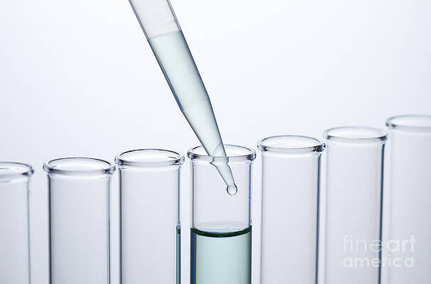 Wall Art - Photograph - Pipetting by GIPhotoStock