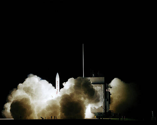 Wall Art - Photograph - Polaris Nuclear Missile Launch by Science Photo Library