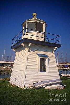 Wall Art - Photograph - Port Clintom Lighthouse by John Harmon