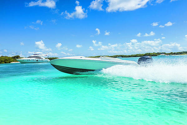 Power Boat Sailing At Fast Speed Print by Apomares
