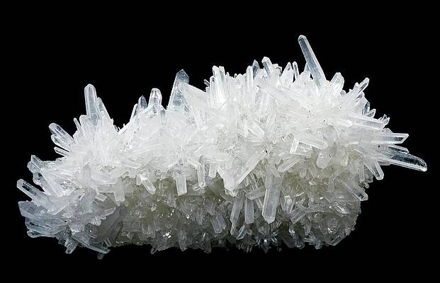 Wall Art - Photograph - Quartz Crystals by Science Photo Library