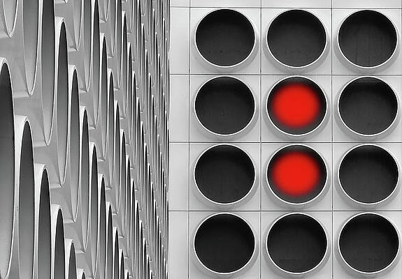 Wall Art - Photograph - Red Dots by Henk Van Maastricht