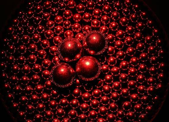 Wall Art - Photograph - Red Round Round by David Andersen