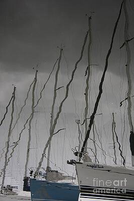 Reflections on Sailing 2 by Simon Fielding