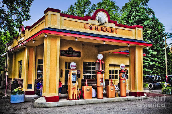 Shell Station by Timothy Hacker Shell Station by Timothy Hacker