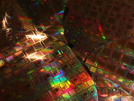 Wall Art - Photograph - Silicon Wafers With Integrated Circuits by Science Source