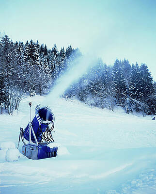 Wall Art - Photograph - Snow Cannon by Science Photo Library