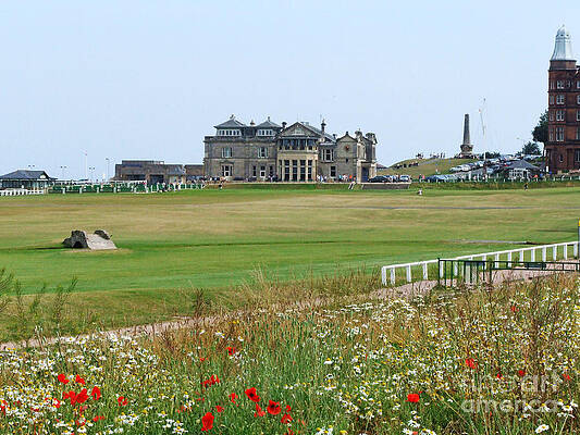 St Andrews Royal and Ancient Golf Course by Phil Banks St Andrews Royal and Ancient Golf Course by Phil Banks